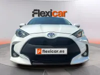 Usado Toyota Yaris Hybrid Active 116 CV (85 kW) 2025 Blanco Berlina