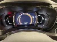 Usado Renault Kadjar Zen 140 CV (102 kW) 2022 Gris SUV