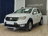Usado Dacia Sandero Stepway 90 CV (66 kW) 2016 Blanco Berlina