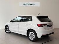 Usado Skoda Fabia Selection 80 CV (58 kW) 2024 Blanco Utilitario