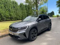 Usado Renault Austral Techno Esprit Alpine 158 CV (116 kW) 2023 Gris / plata SUV