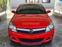 Usado Opel Astra GTC Sport 120 CV (88 kW) 2007 Rojo Berlina