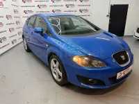 Usado Seat Leon Sport 160 CV (117 kW) 2011 Azul Utilitario