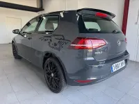 Usado VW Golf VII Edition 105 CV (77 kW) 2013 Gris / plata Berlina