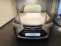 Usado Lexus NX300h 197 CV (144 kW) 2017 Gris / plata SUV