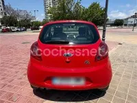 Usado Ford Ka Trend 69 CV (50 kW) 2016 Rojo Berlina