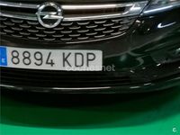 Usado Opel Astra Excellence 136 CV (100 kW) 2017 Negro Familiar