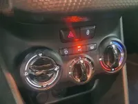 Usado Peugeot 2008 Style 100 CV (73 kW) 2018 Gris / plata SUV
