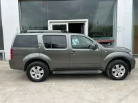 Usado Nissan Pathfinder SE 174 CV (127 kW) 2006 Gris SUV