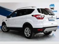 Usado Ford Kuga Trend 120 CV (88 kW) 2019 Azul SUV