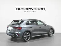 Usado Audi A3 S-Line 204 CV (150 kW) 2025 Gris / plata Berlina