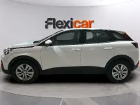 Usado Peugeot 3008 Active 131 CV (96 kW) 2018 Blanco SUV