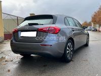 Usado Mercedes A180 116 CV (85 kW) 2021 Gris / plata Berlina