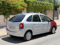 Usado Citroën Xsara Picasso Exclusive 110 CV (80 kW) 2008 Gris / plata Monovolumen