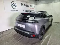 Usado Peugeot 2008 GT 130 CV (95 kW) 2024 Gris / plata SUV