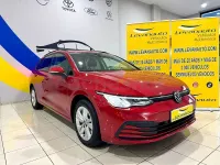 Usado VW Golf VIII 115 CV (84 kW) 2022 Granate Familiar