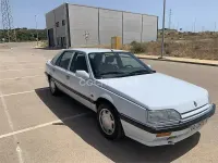 Usado Renault R25 160 CV (117 kW) 1991 Blanco Utilitario