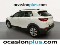Usado Kia Stonic 101 CV (74 kW) 2025 Blanco SUV