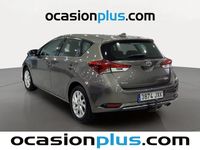 Usado Toyota Auris Business Edition 116 CV (85 kW) 2017 Gris Utilitario