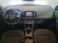 Usado Skoda Karoq Selection 110 CV (80 kW) 2024 Rojo SUV