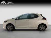 Usado Toyota Yaris Active 116 CV (85 kW) 2025 Blanco Utilitario