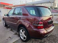 Usado Mercedes ML280 190 CV (139 kW) 2006 Granate SUV