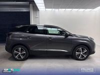 Usado Peugeot 3008 Allure 130 CV (95 kW) 2023 Gris / plata SUV