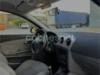Usado Seat Ibiza Stella 100 CV (73 kW) 2003 Verde Utilitario