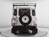 Usado Land Rover Defender 122 CV (89 kW) 2016 Blanco Familiar