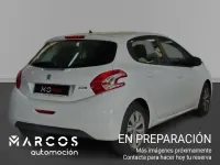 Usado Peugeot 208 Access 82 CV (60 kW) 2013 Utilitario
