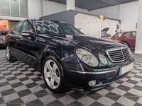 Usado Mercedes E500 Avantgarde 306 CV (225 kW) 2004 Azul Berlina