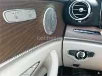 Używany Mercedes E300 306 KM (225 kW) 2020 Niebieski Kombi
