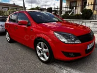 Usado Opel Astra Sport 115 CV (84 kW) 2008 Rojo Berlina