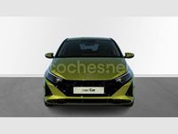 Usado Hyundai i20 100 CV (73 kW) 2024 Amarillo Berlina