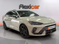 Usado Cupra Leon 150 CV (110 kW) 2025 Negro Familiar