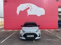 Usado Toyota Yaris Hybrid Edition 116 CV (85 kW) 2022 Blanco