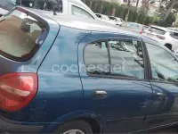 Usado Nissan Almera 114 CV (83 kW) 2001 Azul Berlina