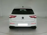 Usado VW Golf VIII 116 CV (85 kW) 2022 Blanco Berlina
