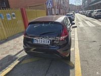 Usado Ford Fiesta 60 CV (44 kW) 2011 Granate Utilitario