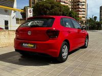 Usado VW Polo Edition 75 CV (55 kW) 2017 Rojo Utilitario