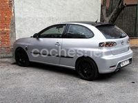 Usado Seat Ibiza CUPRA 160 CV (117 kW) 2006 Gris / plata Utilitario