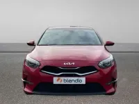 Usado Kia Ceed 101 CV (74 kW) 2024 Rojo Utilitario