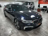 Usado BMW 750 M Sport 450 CV (330 kW) 2016 Azul Berlina