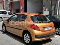 Usado Peugeot 207 75 CV (55 kW) 2007 Naranja Berlina