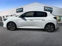 Usado Peugeot 208 Allure 75 CV (55 kW) 2022 Blanco Utilitario