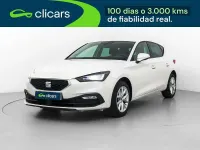 Usado Seat Leon Style 110 CV (80 kW) 2021 Blanco Utilitario