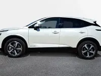Usado Nissan Qashqai N-Connecta 190 CV (139 kW) 2022 Lunar white con techo midnight SUV