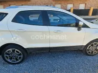 Usado Ford Ecosport Titanium 91 CV (66 kW) 2014 Blanco SUV