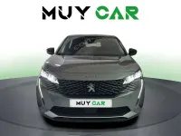 Usado Peugeot 3008 Allure 131 CV (96 kW) 2022 Gris SUV
