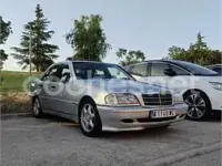 Usado Mercedes C280 193 CV (141 kW) 1998 Gris / plata Berlina